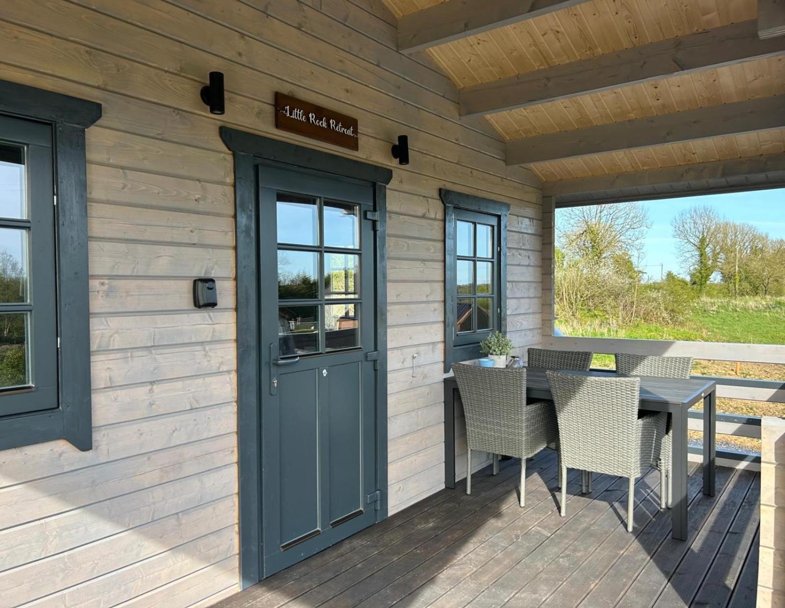Little Rock Retreat Log Cabin With Hot Tub Castletown Gheoghegan Εξωτερικό φωτογραφία