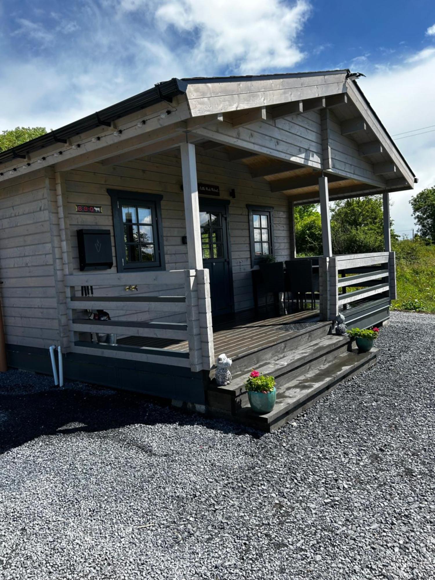 Little Rock Retreat Log Cabin With Hot Tub Castletown Gheoghegan Εξωτερικό φωτογραφία